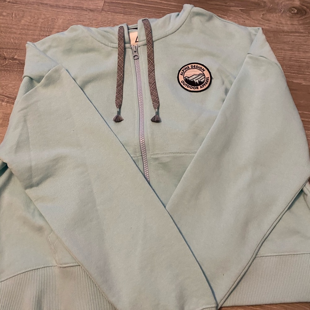 NWT Women’s Alpine Design Long Sleeve Zip-Up
